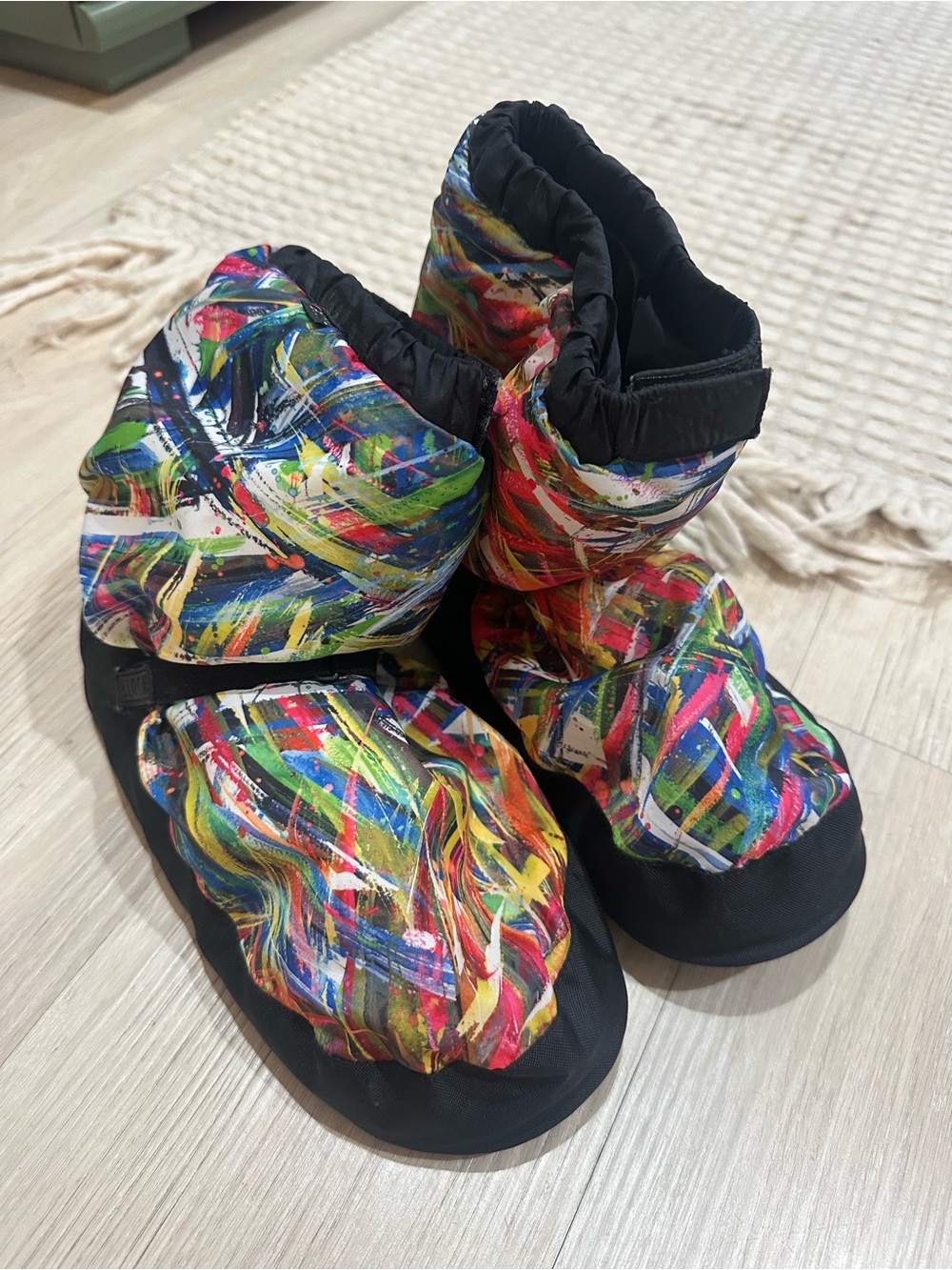 BLOCH Ballet Dance Warmup Booties with Paint stroke design Size Small